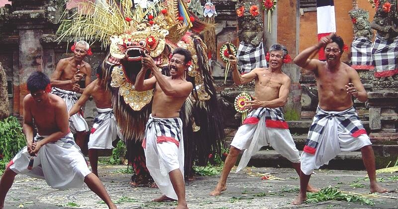 barong-dance-performance barong-dance-performance