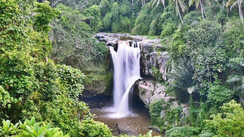 tegenungan-waterfall